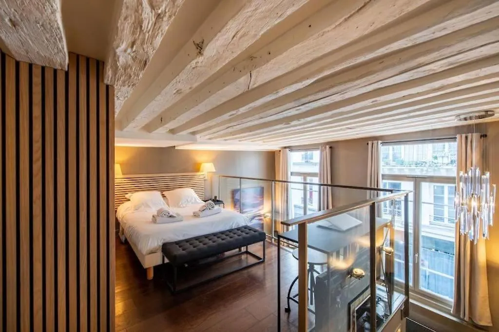 Paris 1Er - Magnifique Duplex Apartment